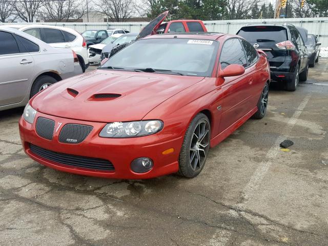 6G2VX12U26L564335 - 2006 PONTIAC GTO RED photo 2