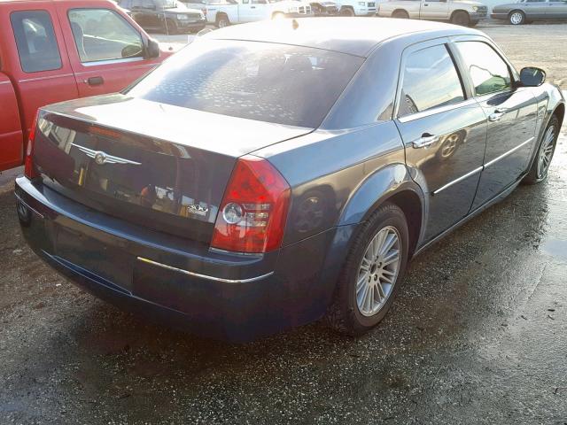 2C3KA53G58H189073 - 2008 CHRYSLER 300 TOURIN GRAY photo 4