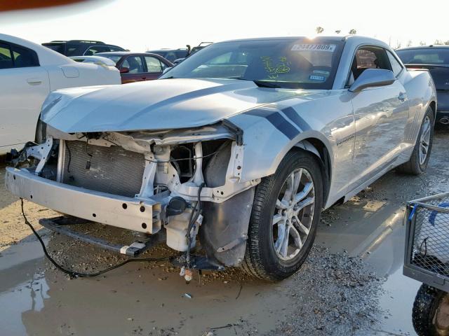 2G1FD1E36F9275256 - 2015 CHEVROLET CAMARO LT SILVER photo 2