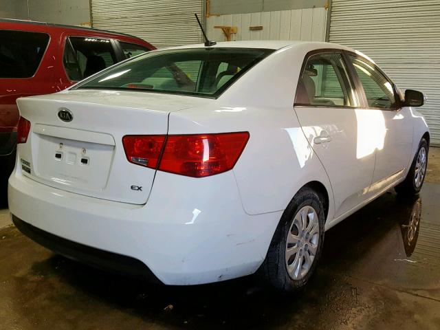 KNAFU4A23A5173079 - 2010 KIA FORTE EX WHITE photo 4