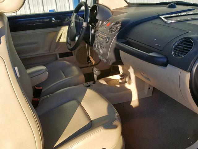 3VWRF31Y96M333196 - 2006 VOLKSWAGEN NEW BEETLE Blau Foto 5