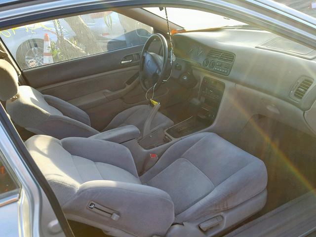 1HGCD7230TA017737 - 1996 HONDA ACCORD LX GRAY photo 5