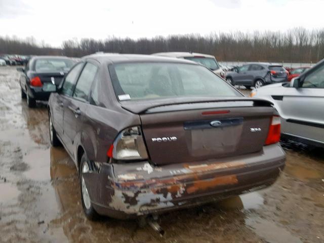 1FAFP34N06W131714 - 2006 FORD FOCUS ZX4 BROWN photo 3