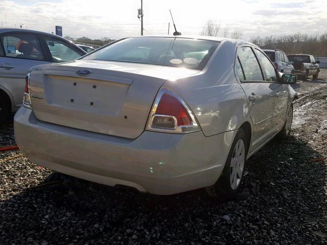 3FAHP06Z88R169415 - 2008 FORD FUSION S SILVER photo 4