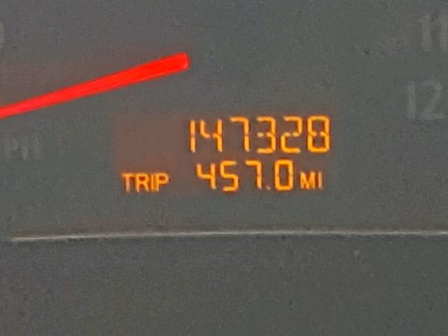 1G8AN12F04Z156449 - 2004 SATURN ION LEVEL SILVER photo 8