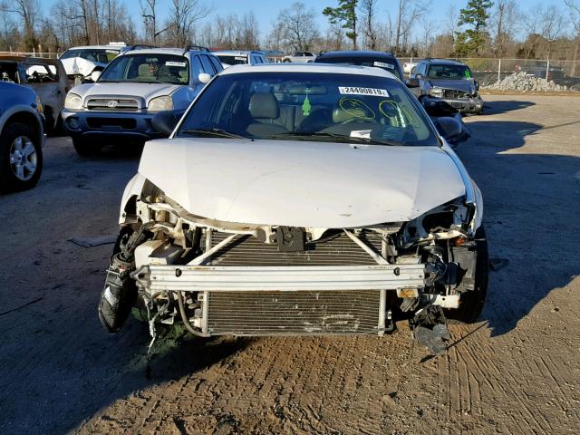 1C3EL56U21N577500 - 2001 CHRYSLER SEBRING LX WHITE photo 9