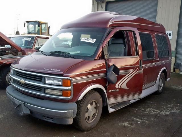 1GBFG15R0V1087715 - 1997 CHEVROLET EXPRESS G1 RED photo 2