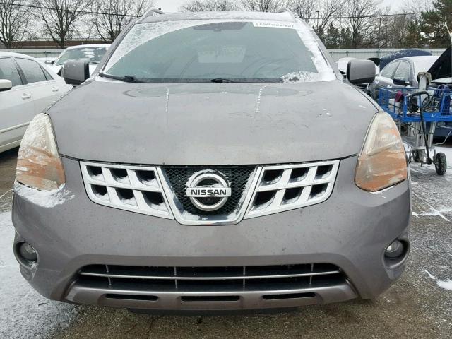 JN8AS5MV0DW625765 - 2013 NISSAN ROGUE S GRAY photo 9