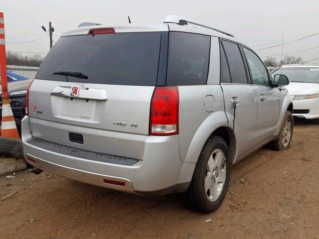 5GZCZ63496S859569 - 2006 SATURN VUE SILVER photo 4