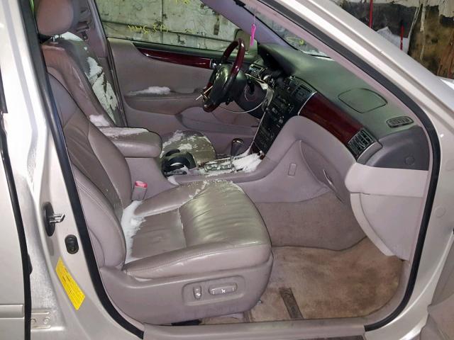 JTHBA30G745054441 - 2004 LEXUS ES 330 SILVER photo 5