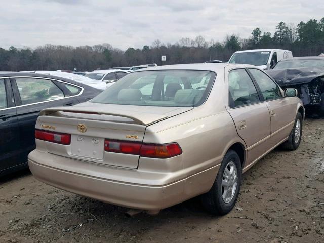 4T1BG22K5VU762749 - 1997 TOYOTA CAMRY CE TAN photo 4