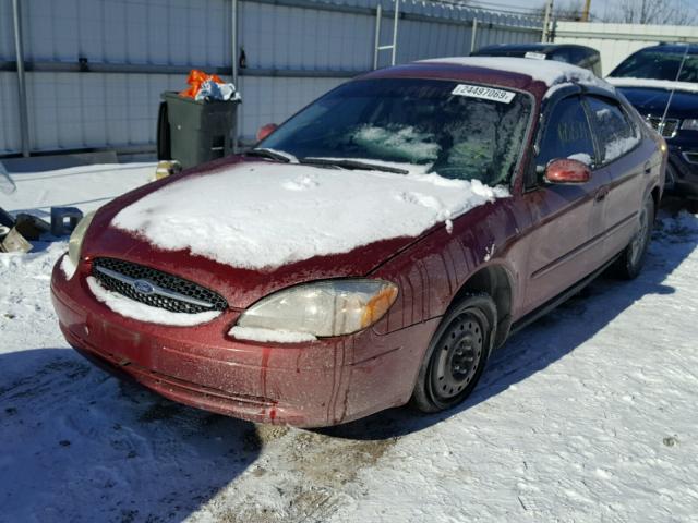 1FAFP55U5YG231113 - 2000 FORD TAURUS SES RED photo 2