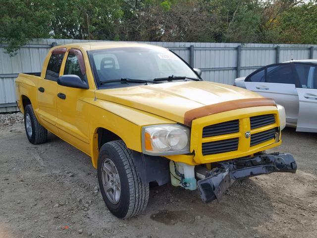 1D7HE48KX6S702685 - 2006 DODGE DAKOTA QUA YELLOW photo 1