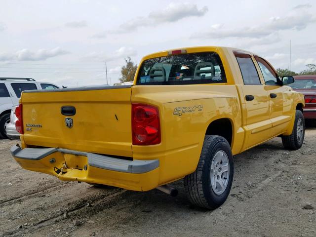 1D7HE48KX6S702685 - 2006 DODGE DAKOTA QUA YELLOW photo 4