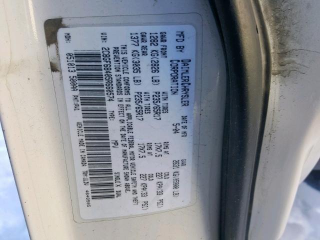 2C8GF68405R660574 - 2005 CHRYSLER PACIFICA T WHITE photo 10