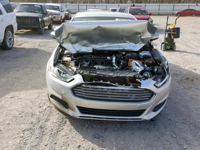 3FA6P0G71DR311800 - 2013 FORD FUSION S SILVER photo 9