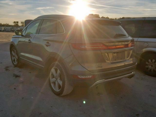 5LMCJ1C90HUL23553 - 2017 LINCOLN MKC PREMIE GRAY photo 3