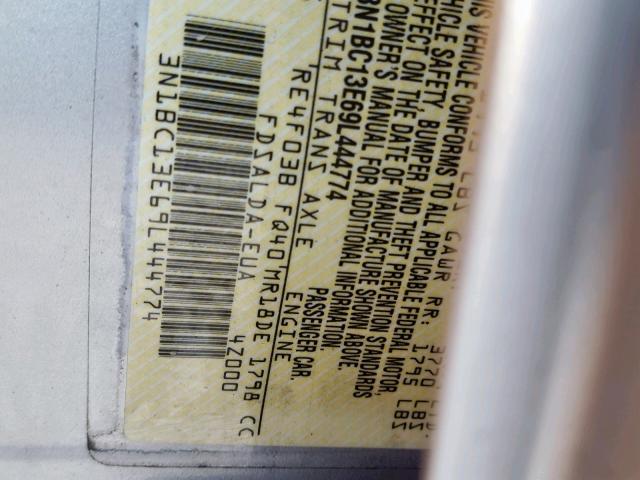 3N1BC13E69L444774 - 2009 NISSAN VERSA S SILVER photo 10