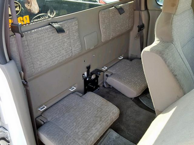 1GCDT29EX88226661 - 2008 CHEVROLET COLORADO L WHITE photo 6