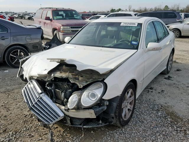 WDBUF22X79B376992 - 2009 MERCEDES-BENZ E 320 CDI WHITE photo 2