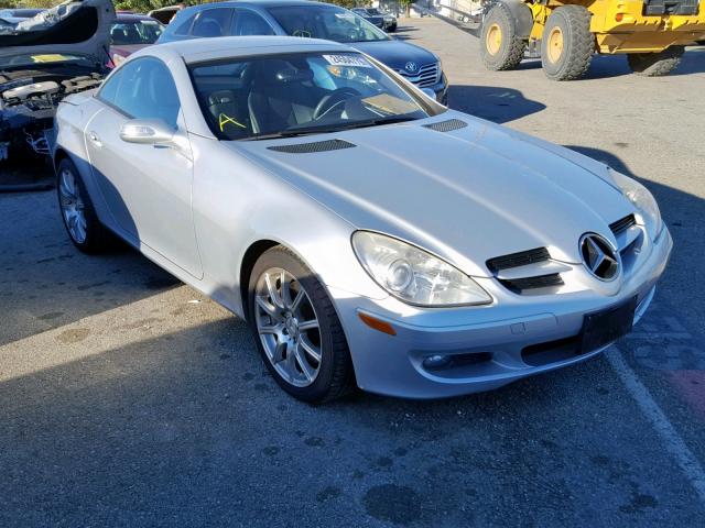 WDBWK56F96F118775 - 2006 MERCEDES-BENZ SLK 350 SILVER photo 1