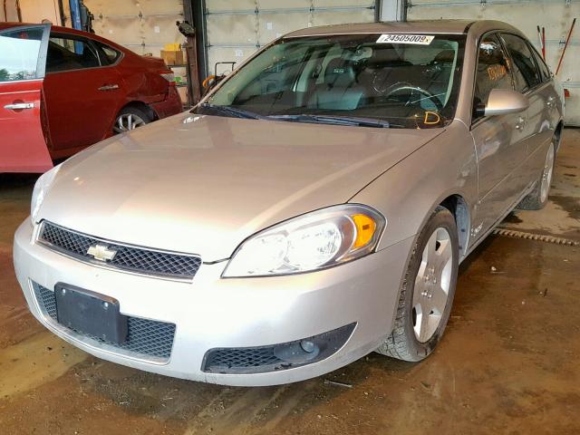2G1WD58CX79185239 - 2007 CHEVROLET IMPALA SUP 银色 照片 2