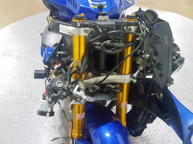 JYARN39E7HA003116 - 2017 YAMAHA YZFR1 BLUE photo 19