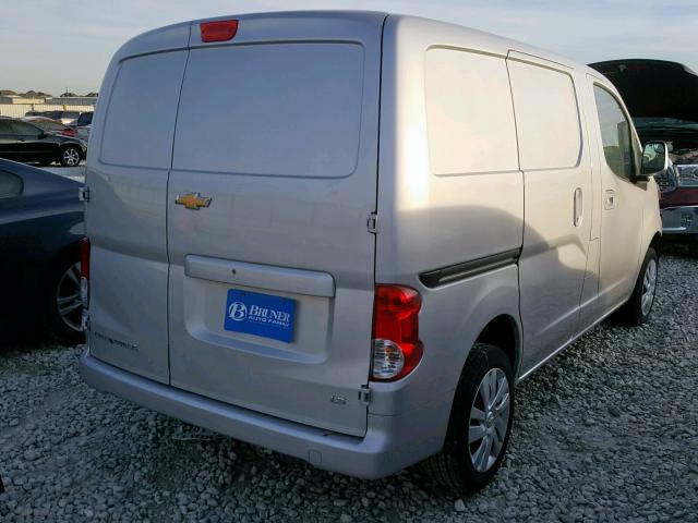 3N63M0YN7HK709043 - 2017 CHEVROLET CITY EXPRE SILVER photo 4