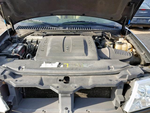 5LMFU28565LJ00306 - 2005 LINCOLN NAVIGATOR Qəhvəyi foto 7