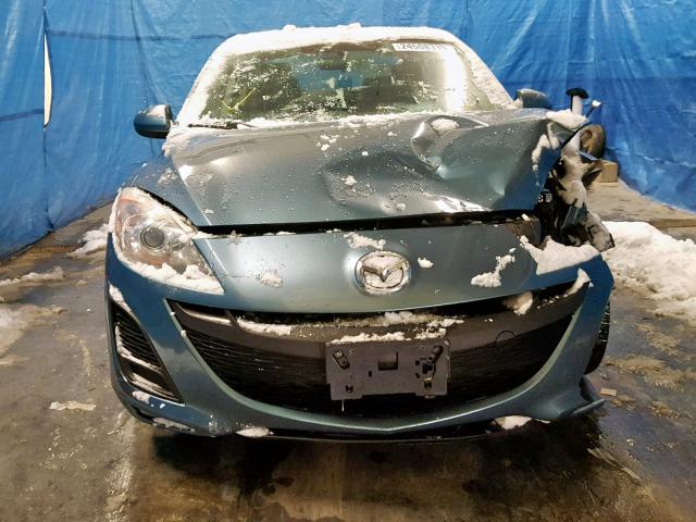 JM1BL1UFXB1452071 - 2011 MAZDA 3 I BLUE photo 9