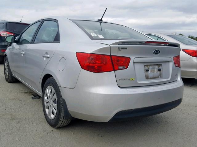 KNAFU4A20C5636640 - 2012 KIA FORTE EX SILVER photo 3