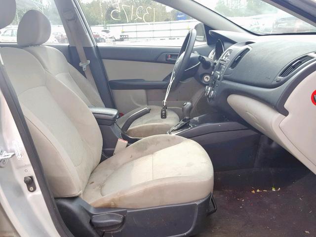 KNAFU4A20C5636640 - 2012 KIA FORTE EX SILVER photo 5