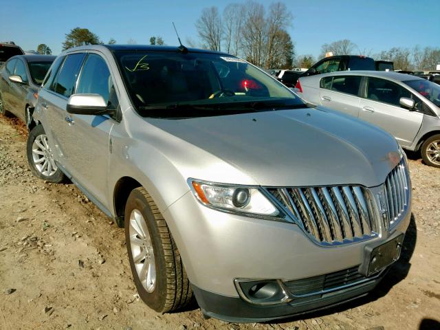 2LMDJ6JK6BBJ26947 - 2011 LINCOLN MKX SILVER photo 1