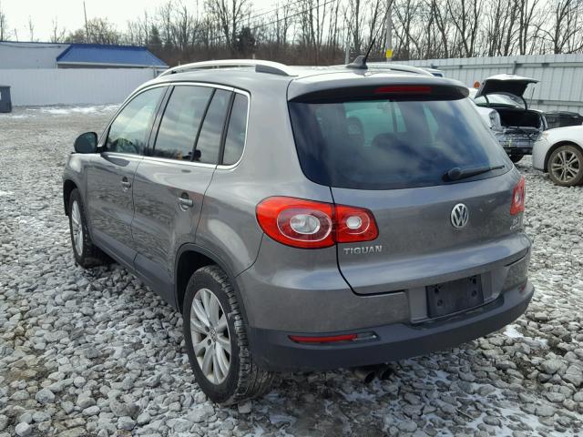 WVGBV75N29W541936 - 2009 VOLKSWAGEN TIGUAN SE GRAY photo 3