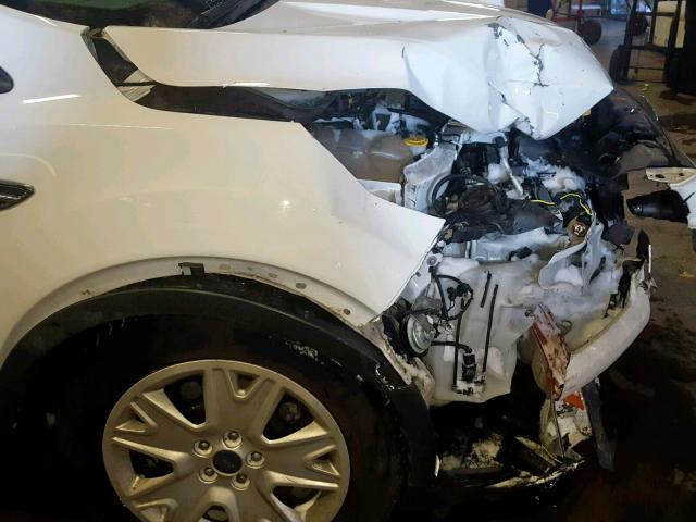 1FMCU0F75EUD06046 - 2014 FORD ESCAPE S WHITE photo 9