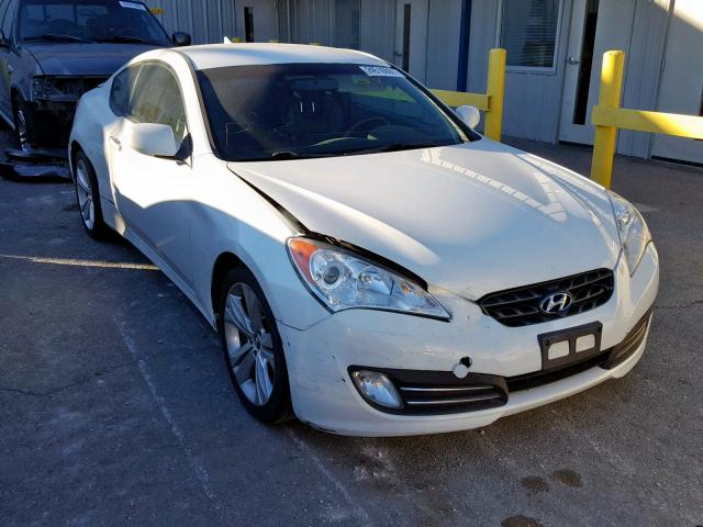 KMHHU6KHXAU041061 - 2010 HYUNDAI GENESIS CO WHITE photo 1