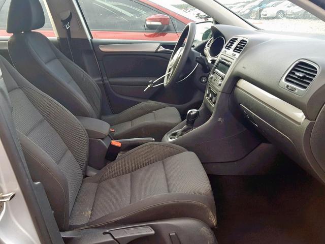 WVWDB7AJ5DW085335 - 2013 VOLKSWAGEN GOLF 银色 照片 5