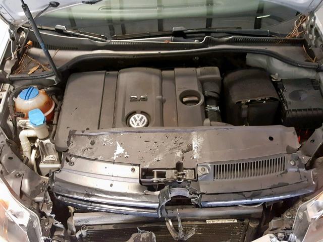 WVWDB7AJ5DW085335 - 2013 VOLKSWAGEN GOLF 银色 照片 7