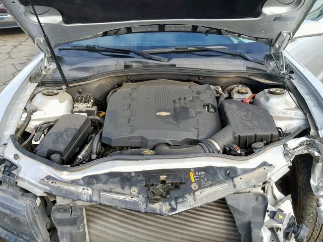 2G1FE1E34E9136514 - 2014 CHEVROLET CAMARO LS SILVER photo 7