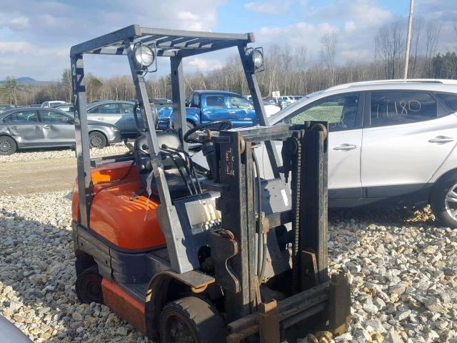 81814 - 1999 TOYOTA FORKLIFT ORANGE photo 1