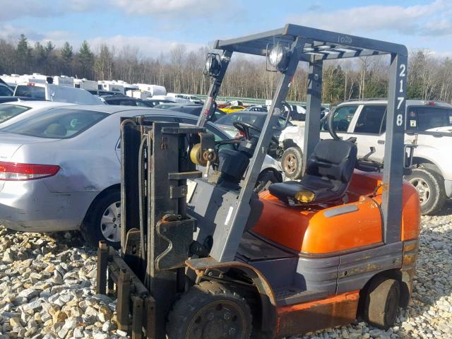 81814 - 1999 TOYOTA FORKLIFT ORANGE photo 2