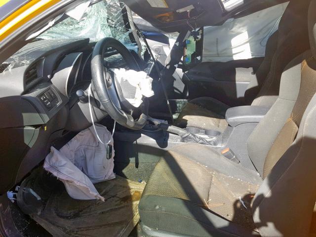 JTKJF5C7XC3028411 - 2012 TOYOTA SCION TC ყვითელი ფოტო 5