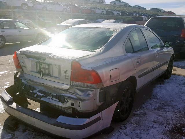 YV1RH59H442415266 - 2004 VOLVO S60 2.5T SILVER photo 4