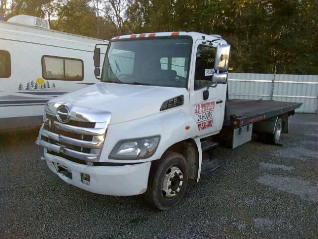 5PVND8JP782S50596 - 2008 HINO 258 WHITE photo 2