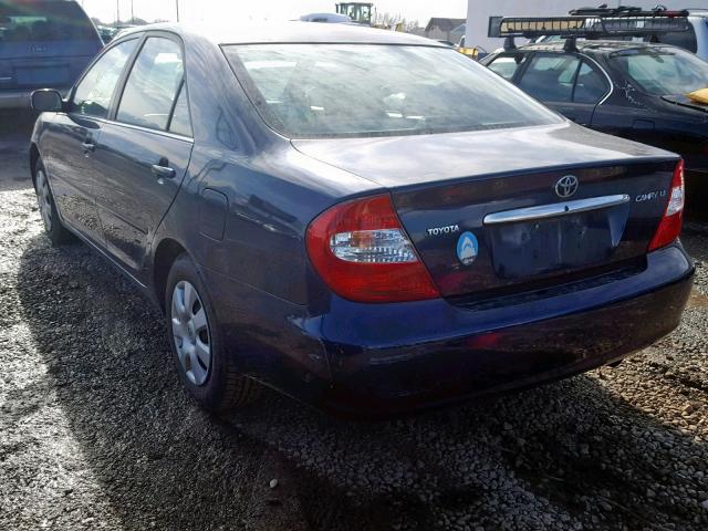 4T1BE32K93U247438 - 2003 TOYOTA CAMRY LE BLUE photo 3