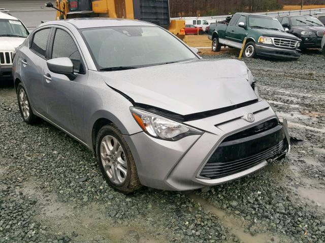 3MYDLBZV3GY110738 - 2016 TOYOTA SCION IA SILVER photo 1