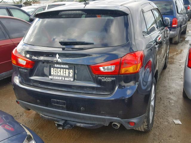 4A4AP4AU2FE017458 - 2015 MITSUBISHI OUTLANDER BLACK photo 4