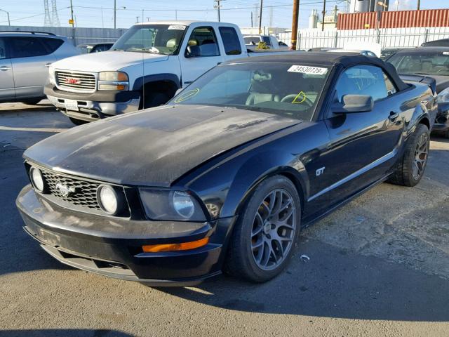 1ZVFT85H675209624 - 2007 FORD MUSTANG GT BLACK photo 2