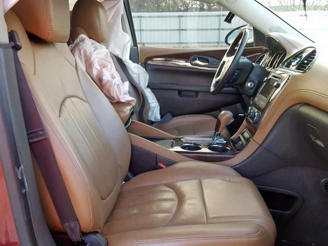 5GAKRBKD1HJ201083 - 2017 BUICK ENCLAVE RED photo 5