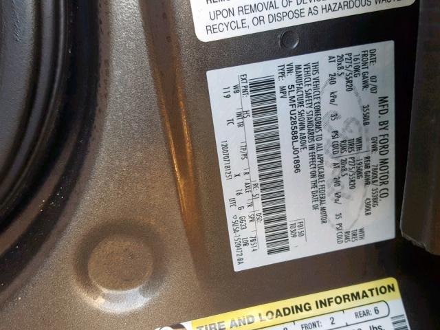 5LMFU28588LJ01896 - 2008 LINCOLN NAVIGATOR Marron photo 10